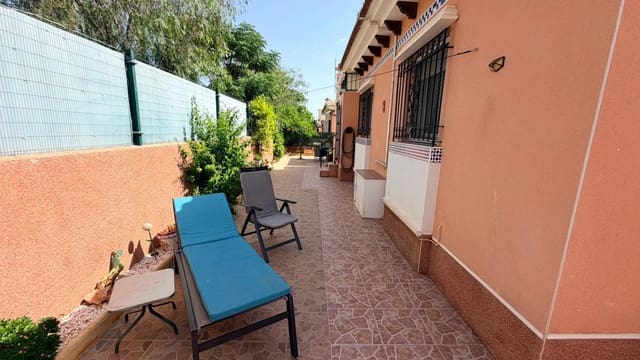 3 soveværelse Villa til salg i Los Montesinos med swimmingpool - € 315.000 (Ref: 9962802)