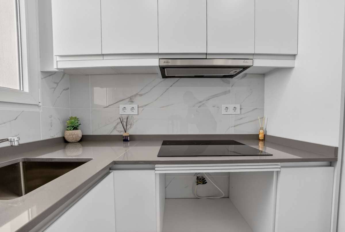 2 bedroom Apartment for sale in Torrevieja - € 198,900 (Ref: 9962807)