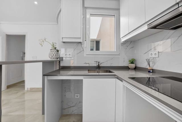 2 soverom Leilighet til salgs i Centro, Torrevieja - € 198 900 (Ref: 9962807)