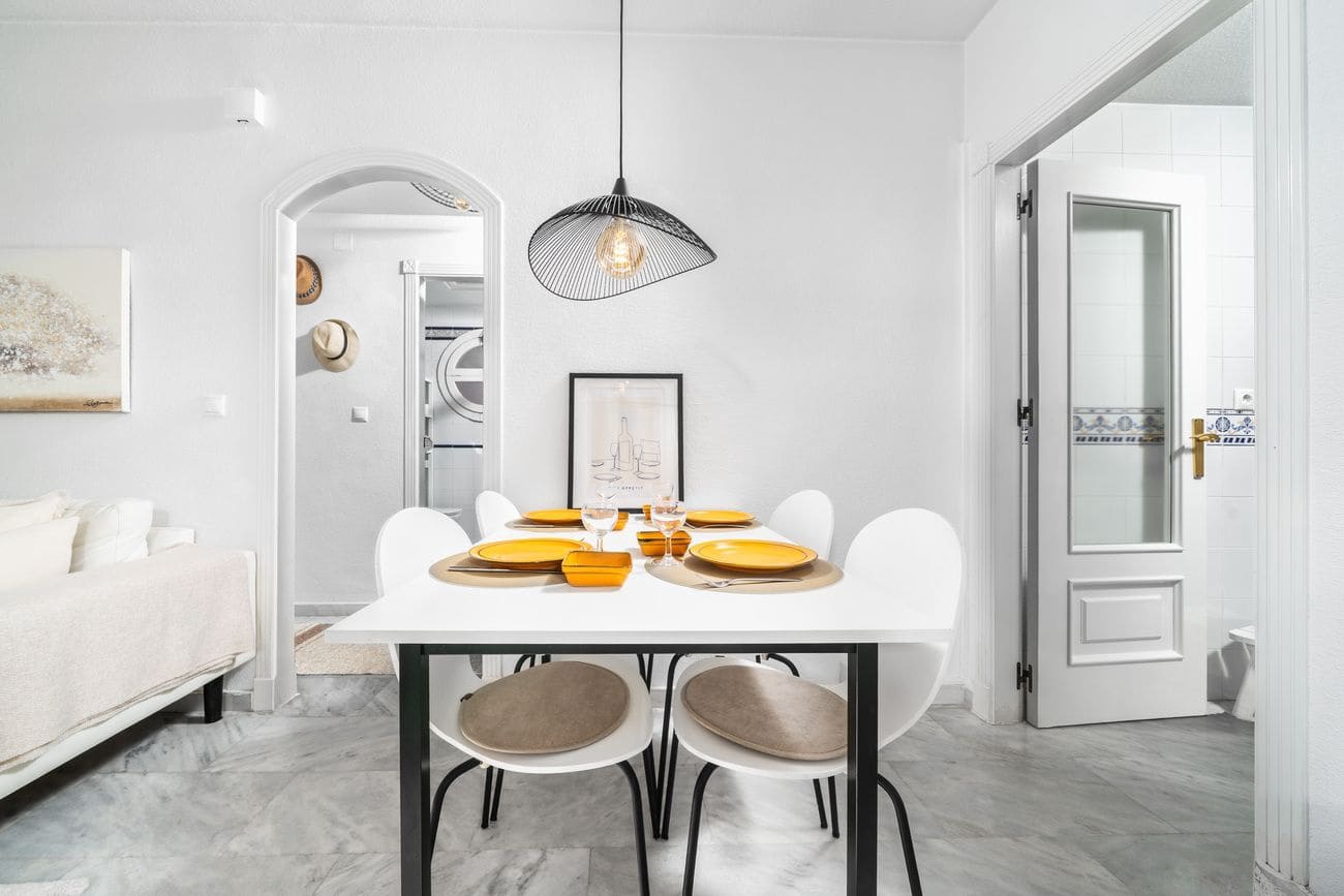 Apartamento de 2 habitaciones en Torrevieja en venta con piscina - 349.000 € (Ref: 9962813)
