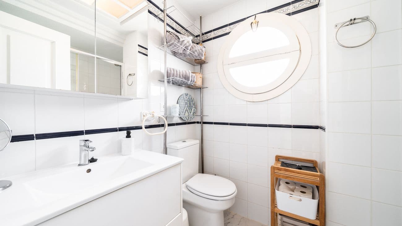 Apartamento de 2 habitaciones en Torrevieja en venta con piscina - 349.000 € (Ref: 9962813)