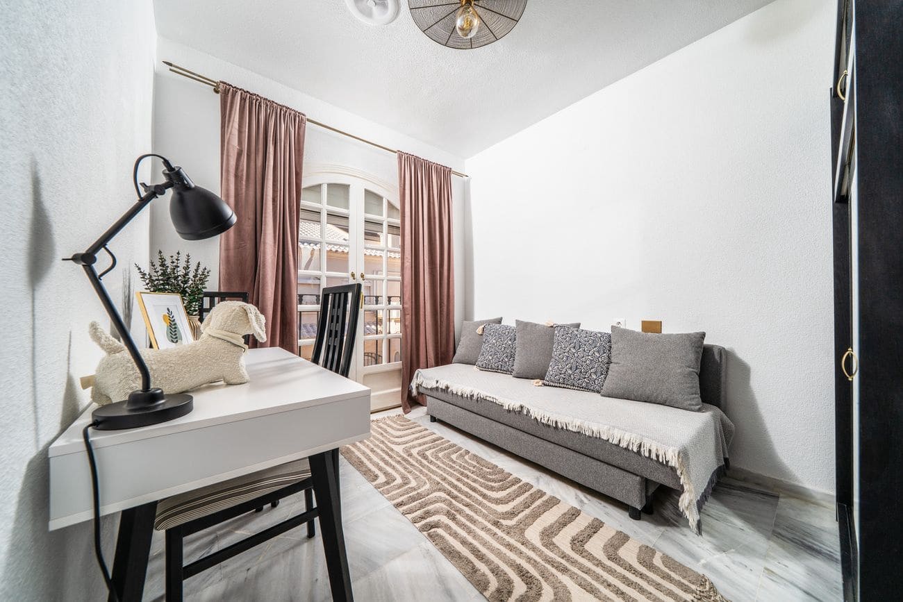 Apartamento de 2 habitaciones en Torrevieja en venta con piscina - 349.000 € (Ref: 9962813)