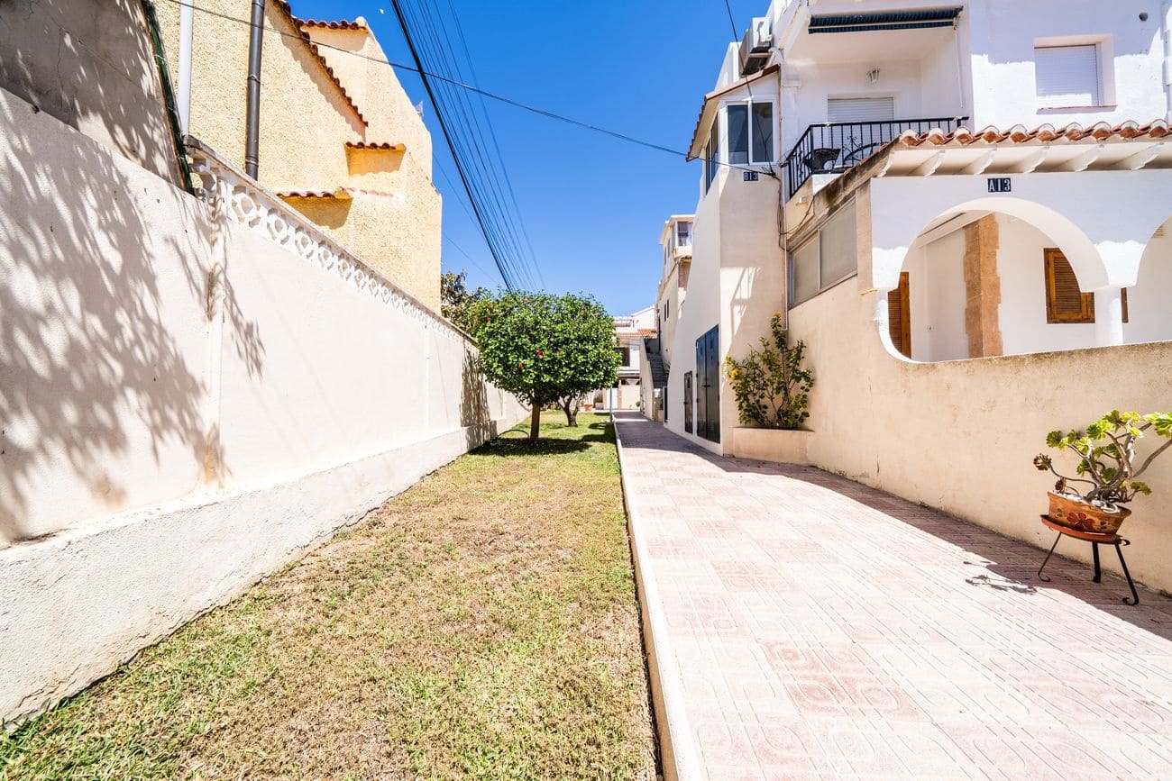 1 sypialnia Apartament na sprzedaż w Torrevieja z basenem - 164 000 € (Ref: 9962814)