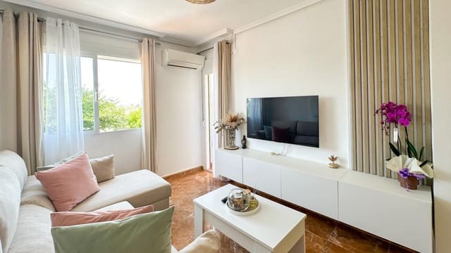 2 soveværelse Lejlighed til salg i Guardamar del Segura med garage - € 215.000 (Ref: 9962827)