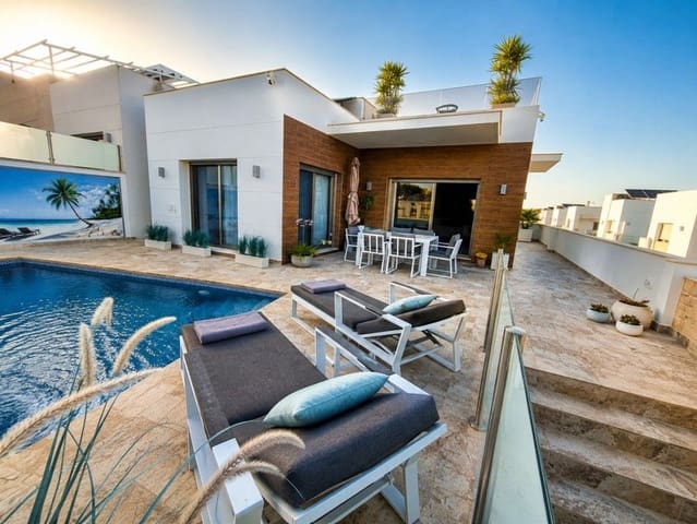 3 soverom Villa til salgs i San Miguel de Salinas med garasje - € 795 000 (Ref: 9962839)
