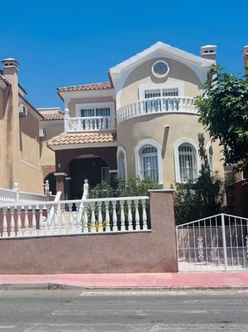 3 slaapkamer Villa te koop in Las Filipinas - € 250.000 (Ref: 9962843)