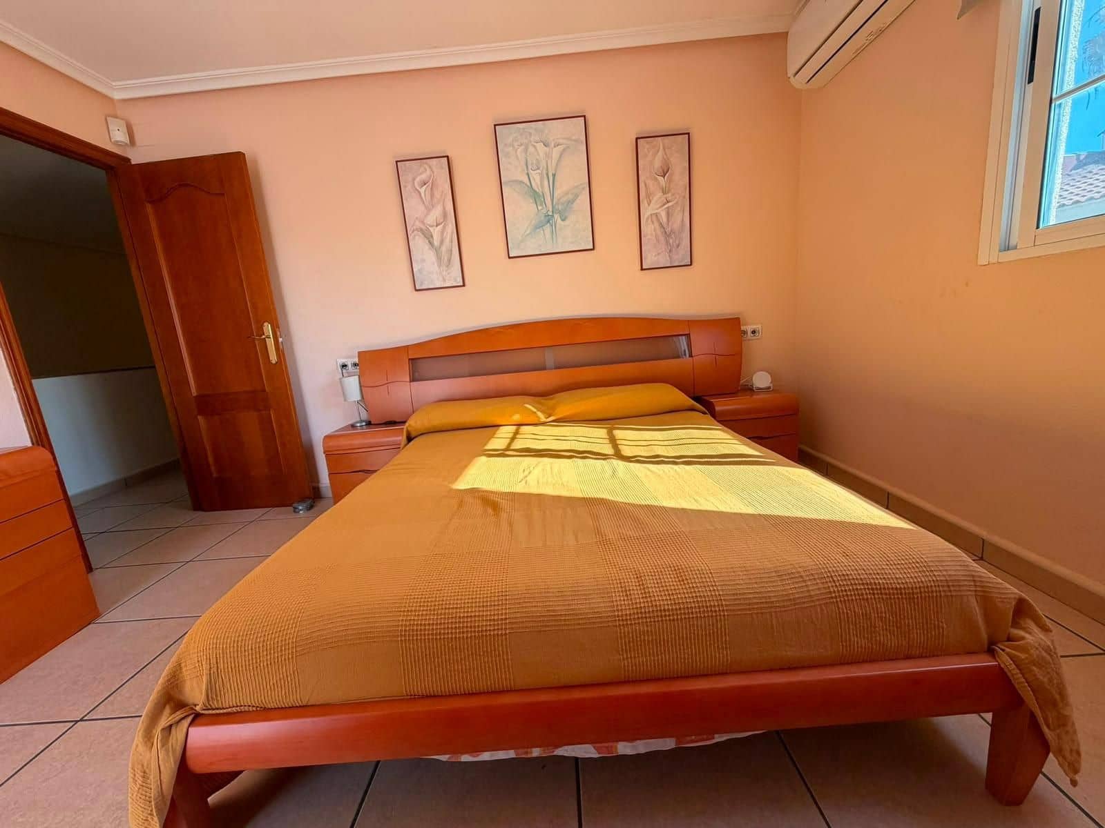 3 bedroom Villa for sale in Torrevieja with pool - € 239,600 (Ref: 9962849)