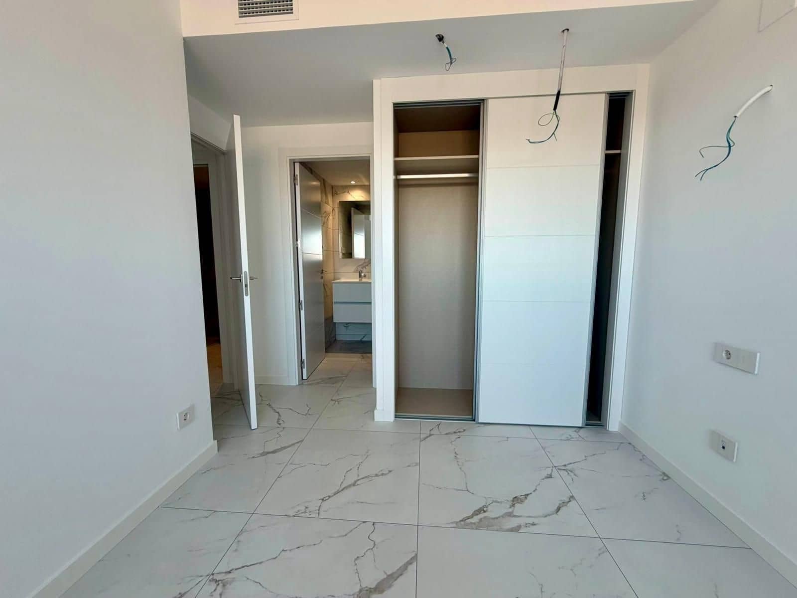 2 bedroom Apartment for sale in Punta Prima with pool - € 358,900 (Ref: 9962852)