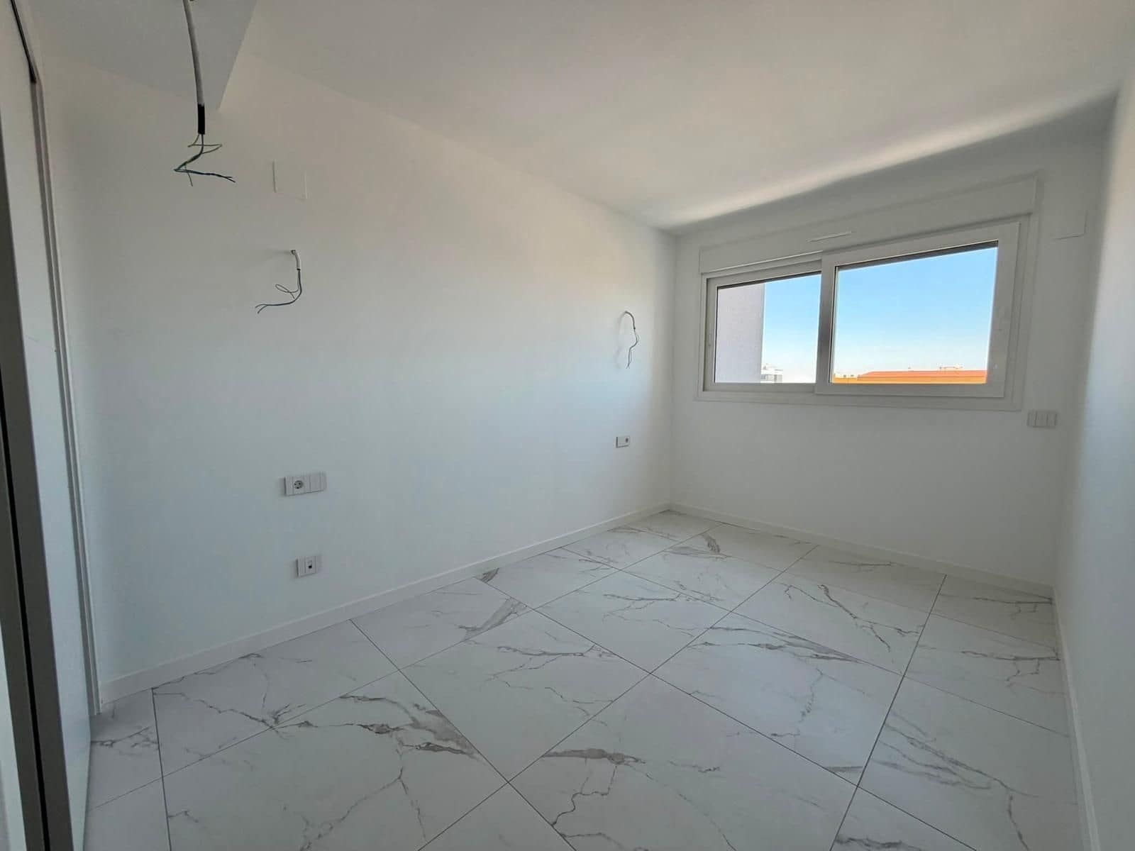 2 bedroom Apartment for sale in Punta Prima with pool - € 358,900 (Ref: 9962852)