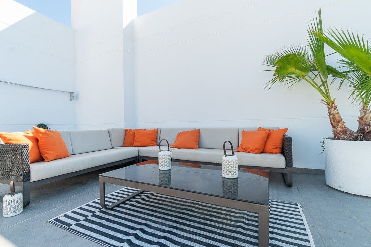 3 slaapkamer Penthouse te koop in Orihuela Costa met garage - € 349.900 (Ref: 9962859)