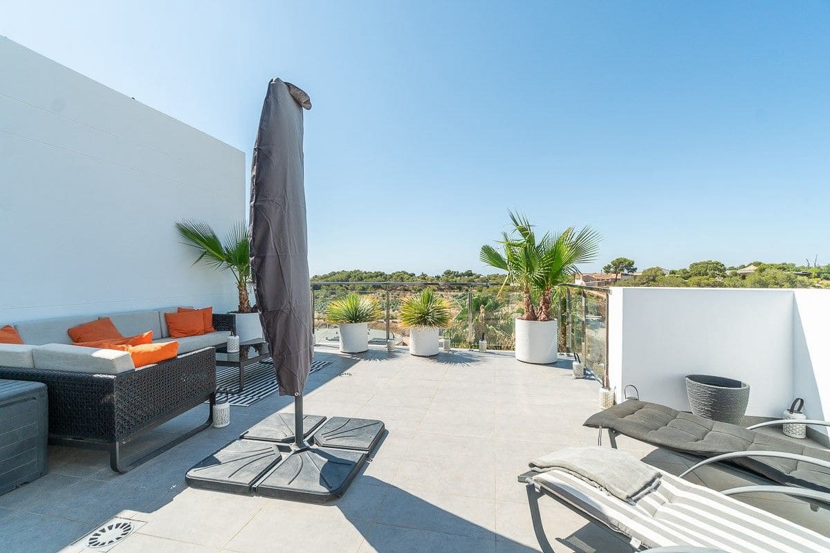 3 slaapkamer Penthouse te koop in Orihuela Costa met garage - € 349.900 (Ref: 9962859)