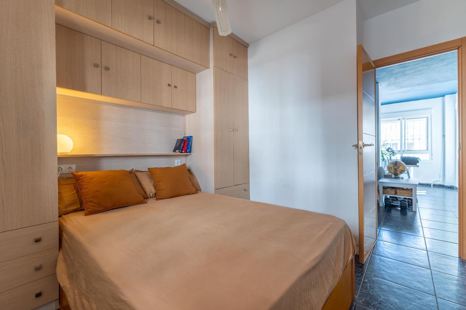 1 Zimmer Apartment zu verkaufen in Torrevieja mit Pool - 132.000 € (Ref: 9962860)