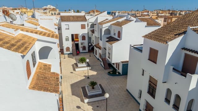 1 camera da letto Appartamento in vendita in El Acequión - Los Náufragos, Torrevieja con piscina - 132.000 € (Rif: 9962860)