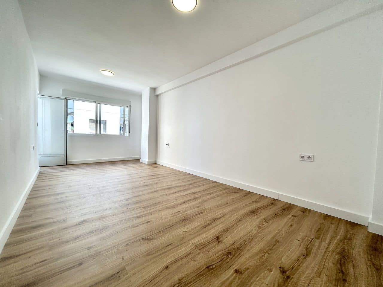 3 soveværelse Lejlighed til salg i Torrevieja - € 130.000 (Ref: 9962880)