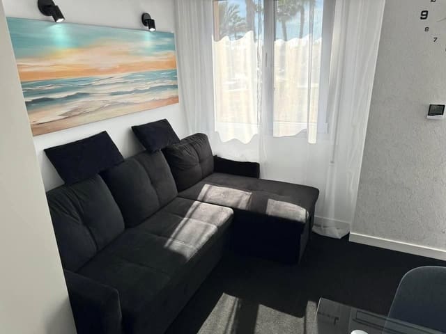 3 Zimmer Apartment zu verkaufen in Torrevieja mit Pool - 210.000 € (Ref: 9962888)