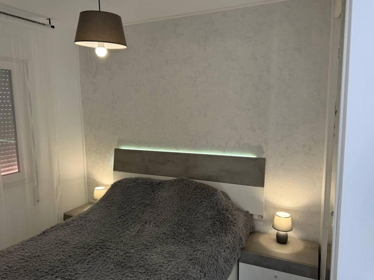 3 Zimmer Apartment zu verkaufen in Torrevieja mit Pool - 210.000 € (Ref: 9962888)
