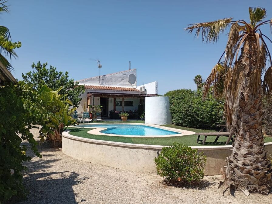 4 sovrum Finca/Hus på landet till salu i Almoradi - 395 000 € (Ref: 9962899)