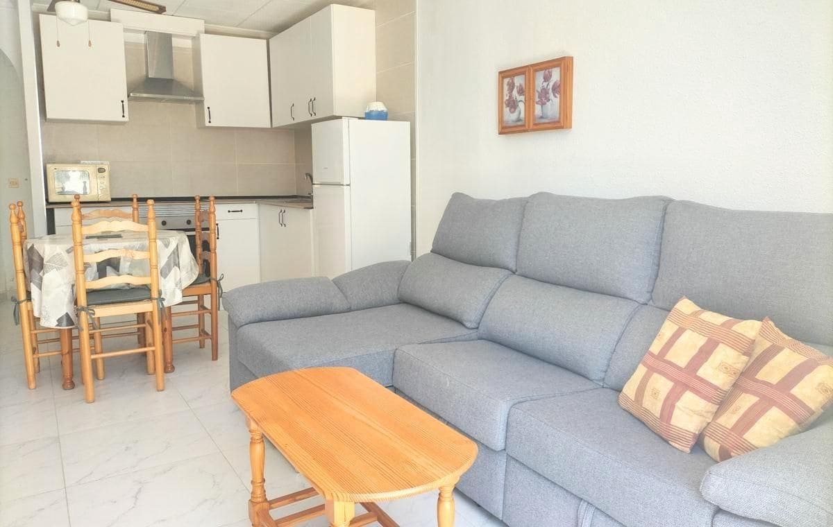 2 slaapkamer Bungalow te koop in Torrevieja - € 125.000 (Ref: 9962901)