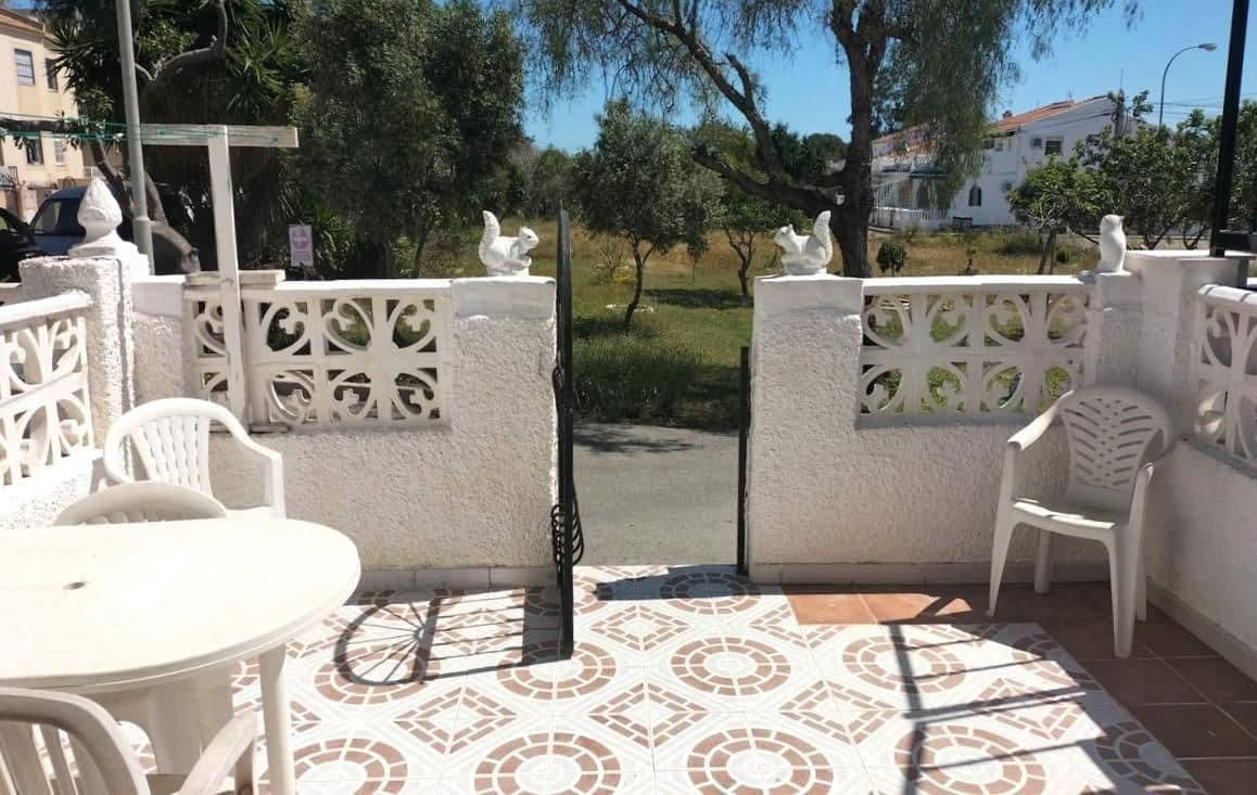 2 slaapkamer Bungalow te koop in Torrevieja - € 125.000 (Ref: 9962901)