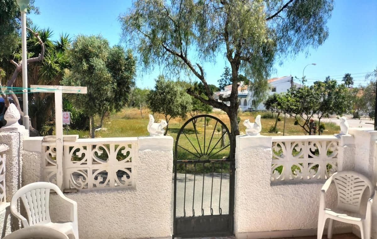 2 slaapkamer Bungalow te koop in Torrevieja - € 125.000 (Ref: 9962901)