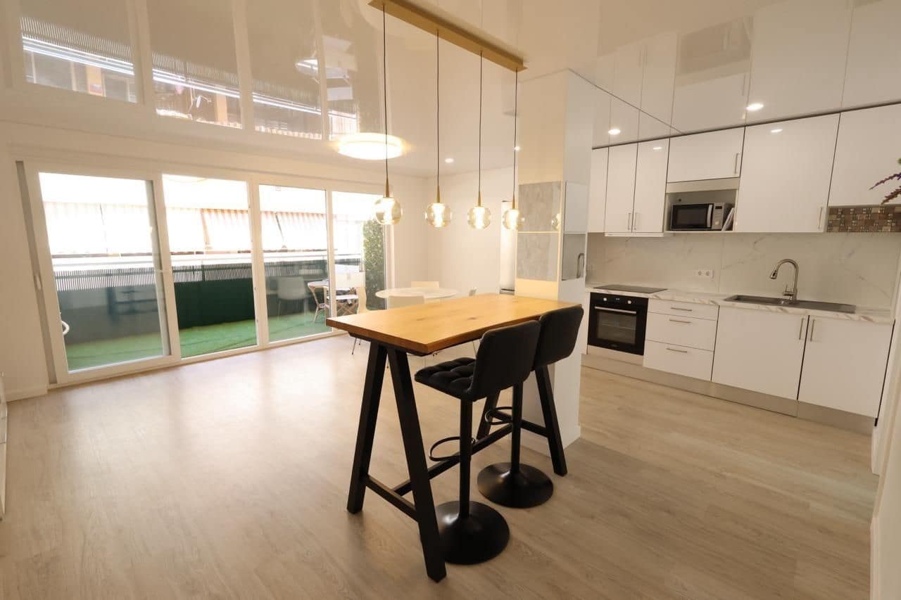 3 sovrum Lägenhet till salu i Torrevieja - 230 000 € (Ref: 9962906)