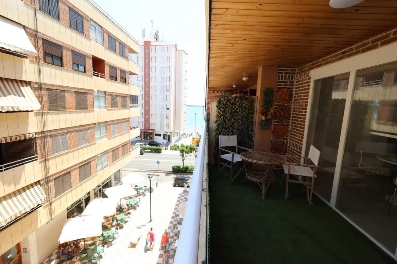3 sovrum Lägenhet till salu i Torrevieja - 230 000 € (Ref: 9962906)