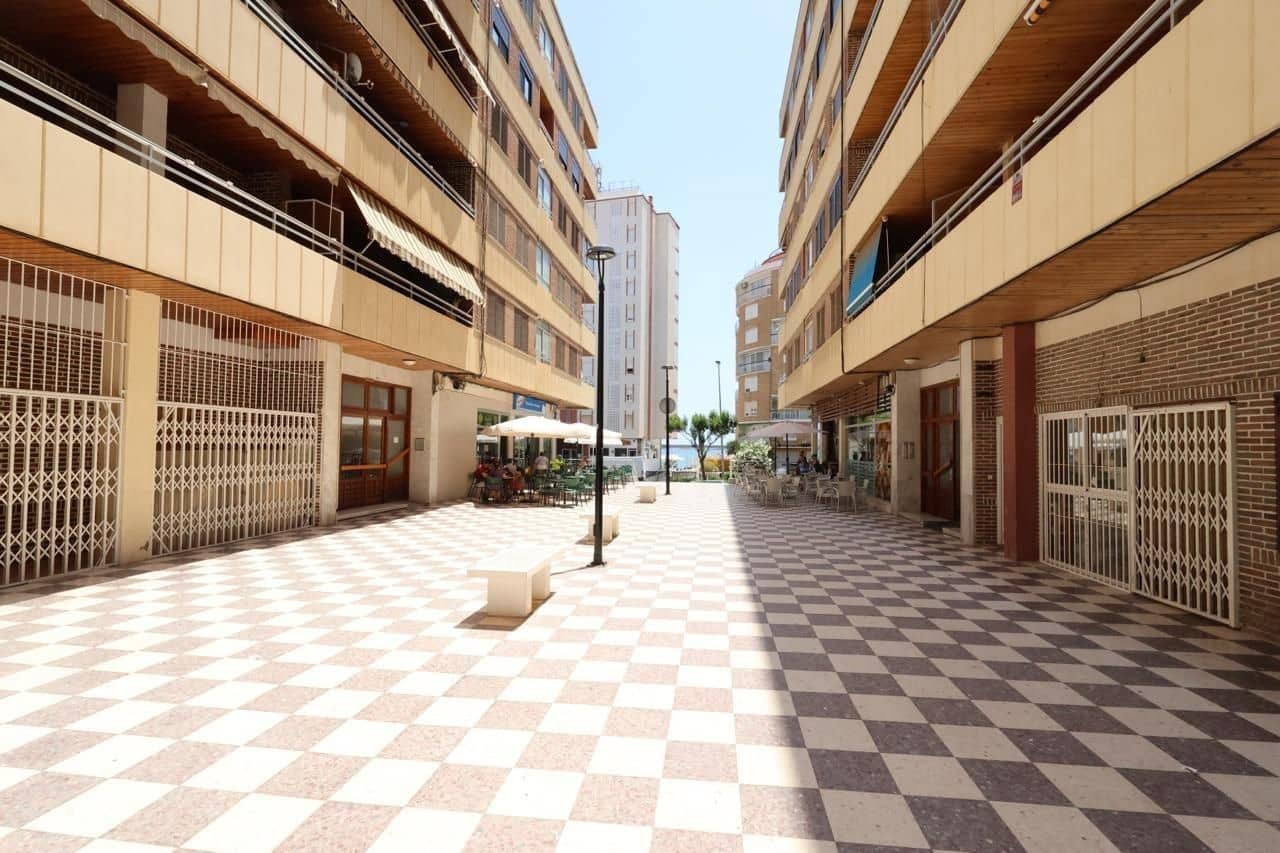 3 sovrum Lägenhet till salu i Torrevieja - 230 000 € (Ref: 9962906)