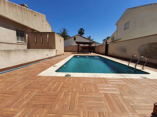 4 soverom Villa til salgs i San Javier med svømmebasseng garasje - € 559 000 (Ref: 9962911)