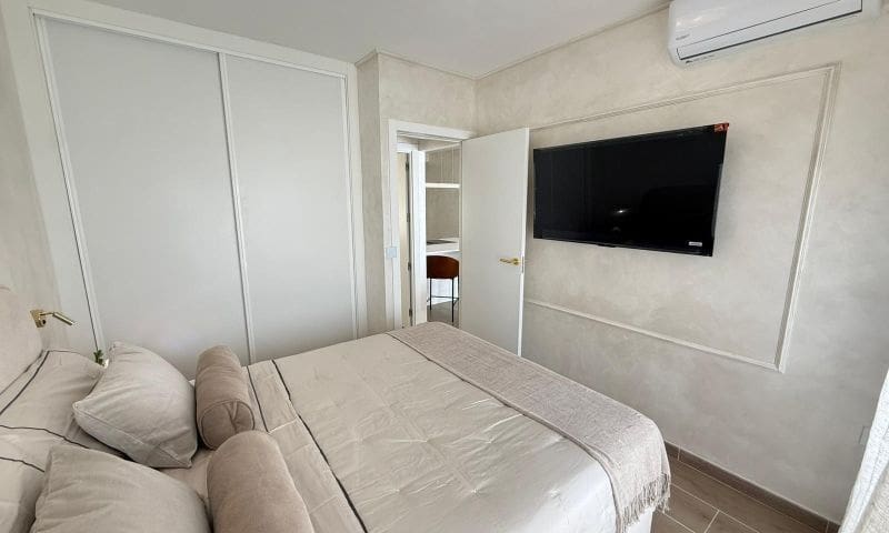 2 slaapkamer Appartement te koop in Torrevieja - € 159.995 (Ref: 9962924)