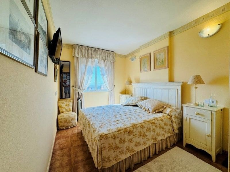 2 soveværelse Lejlighed til salg i Torrevieja - € 175.000 (Ref: 9962929)