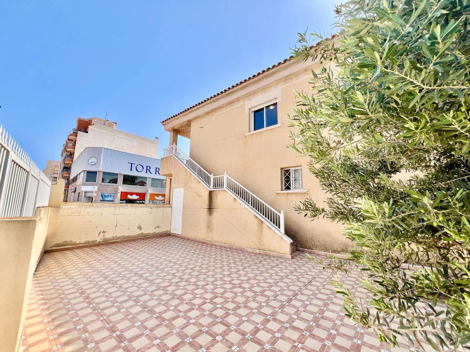 2 soverom Bungalow til salgs i Torrevieja med svømmebasseng - € 149 900 (Ref: 9962931)