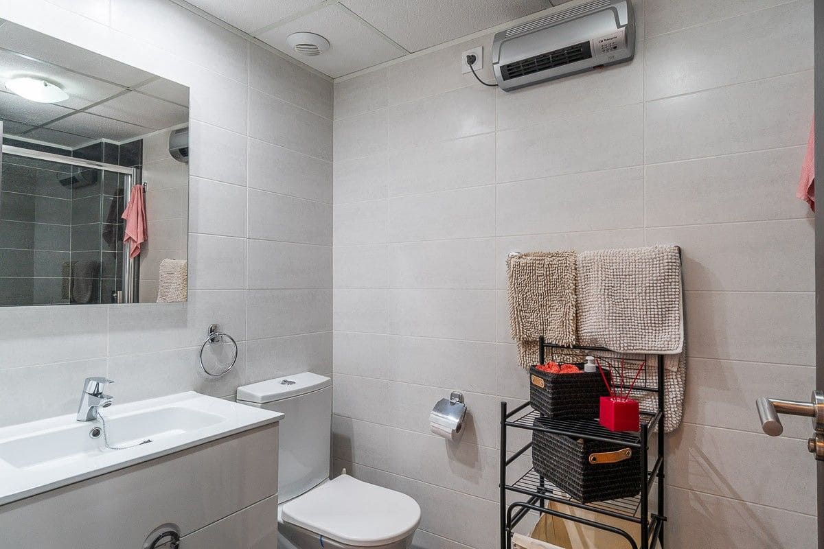 2 makuuhuone Huoneisto myytävänä paikassa Orihuela Costa - 220 000 € (Ref: 9962938)