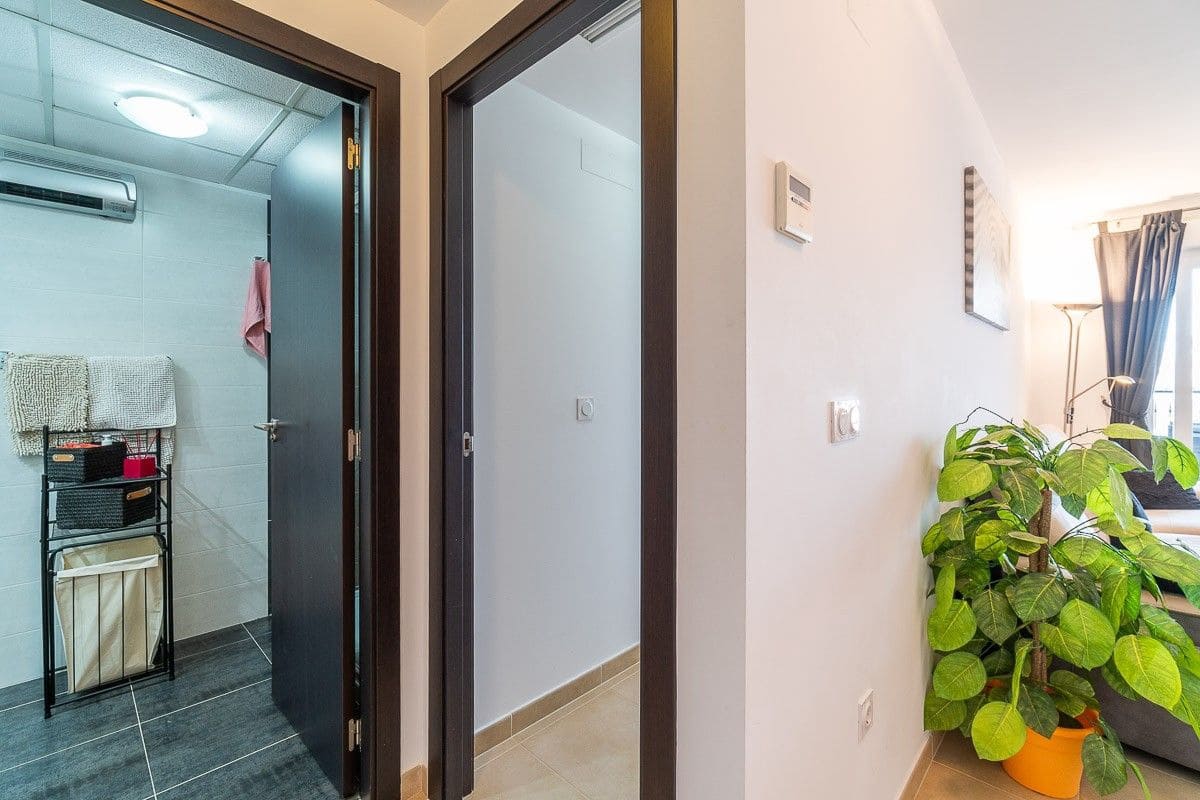 2 makuuhuone Huoneisto myytävänä paikassa Orihuela Costa - 220 000 € (Ref: 9962938)