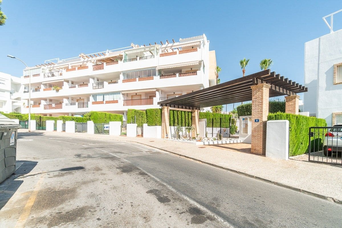 2 makuuhuone Huoneisto myytävänä paikassa Orihuela Costa - 220 000 € (Ref: 9962938)