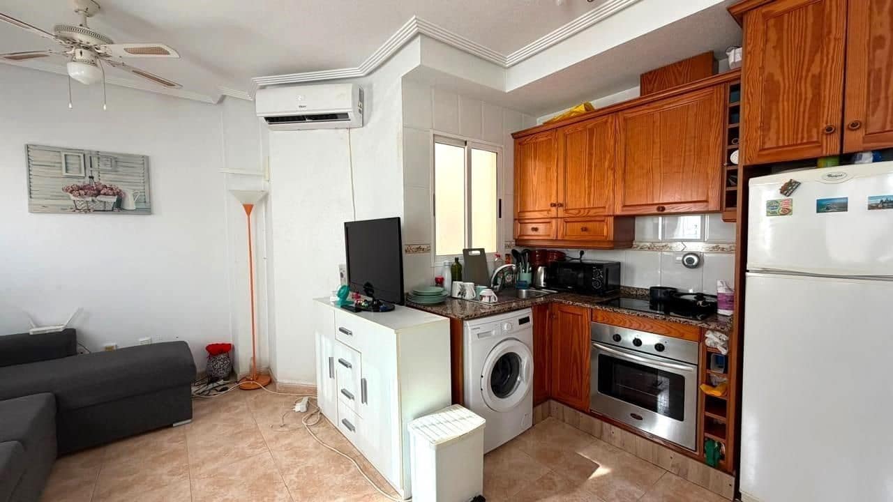 1 Zimmer Apartment zu verkaufen in Torrevieja - 114.990 € (Ref: 9962942)