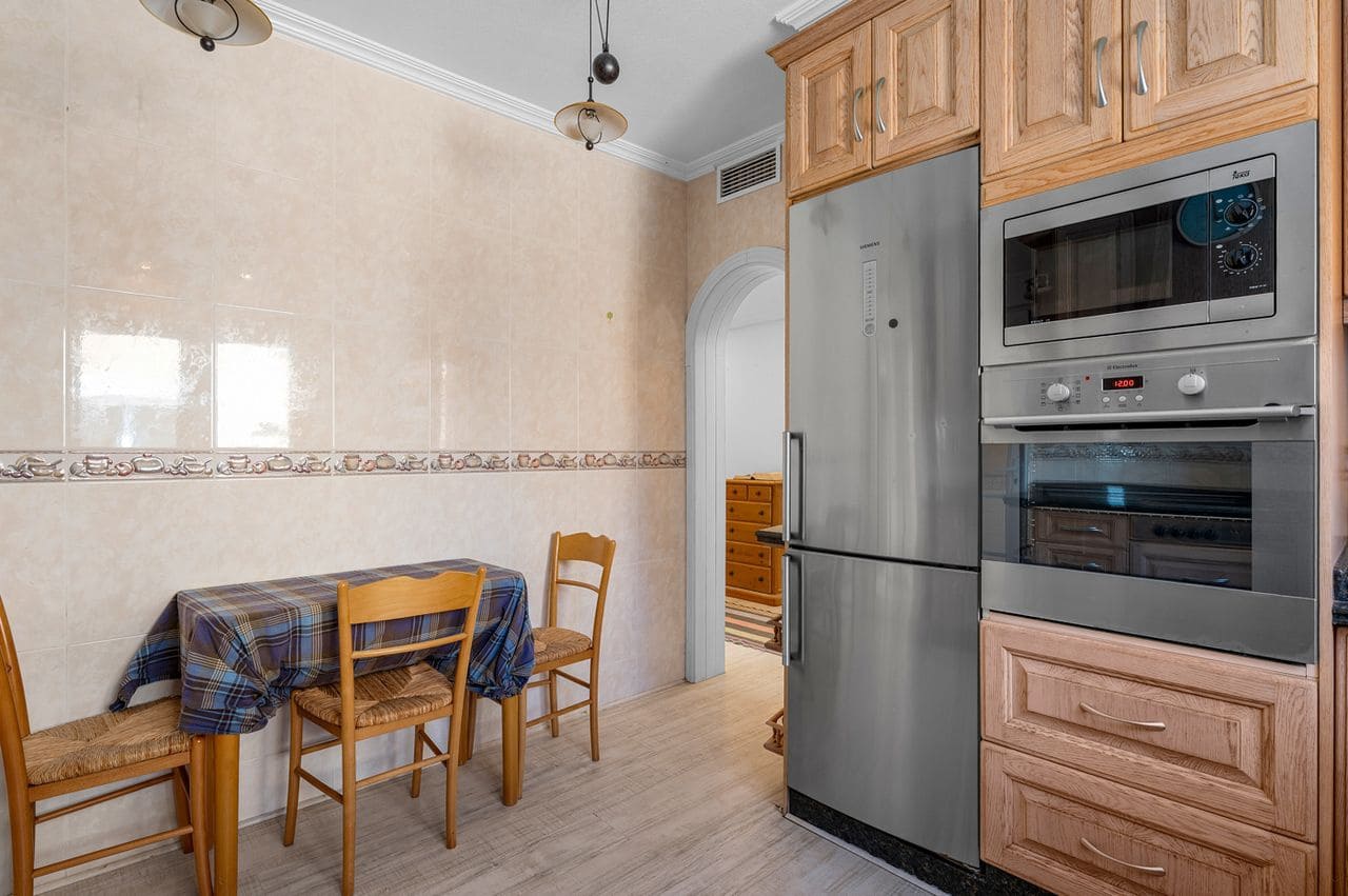 7 Zimmer Villa zu verkaufen in Torre de la Horadada - 899.000 € (Ref: 9962943)