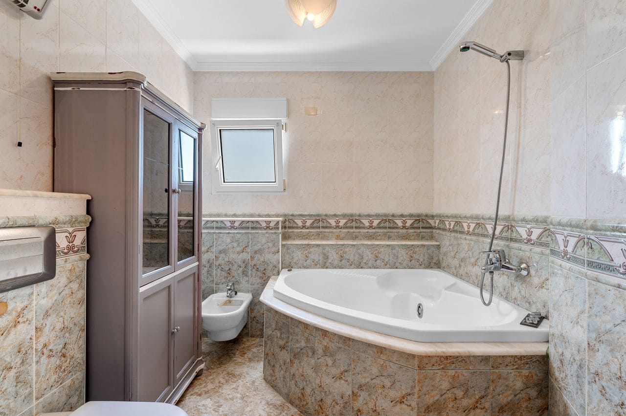 7 Zimmer Villa zu verkaufen in Torre de la Horadada - 899.000 € (Ref: 9962943)