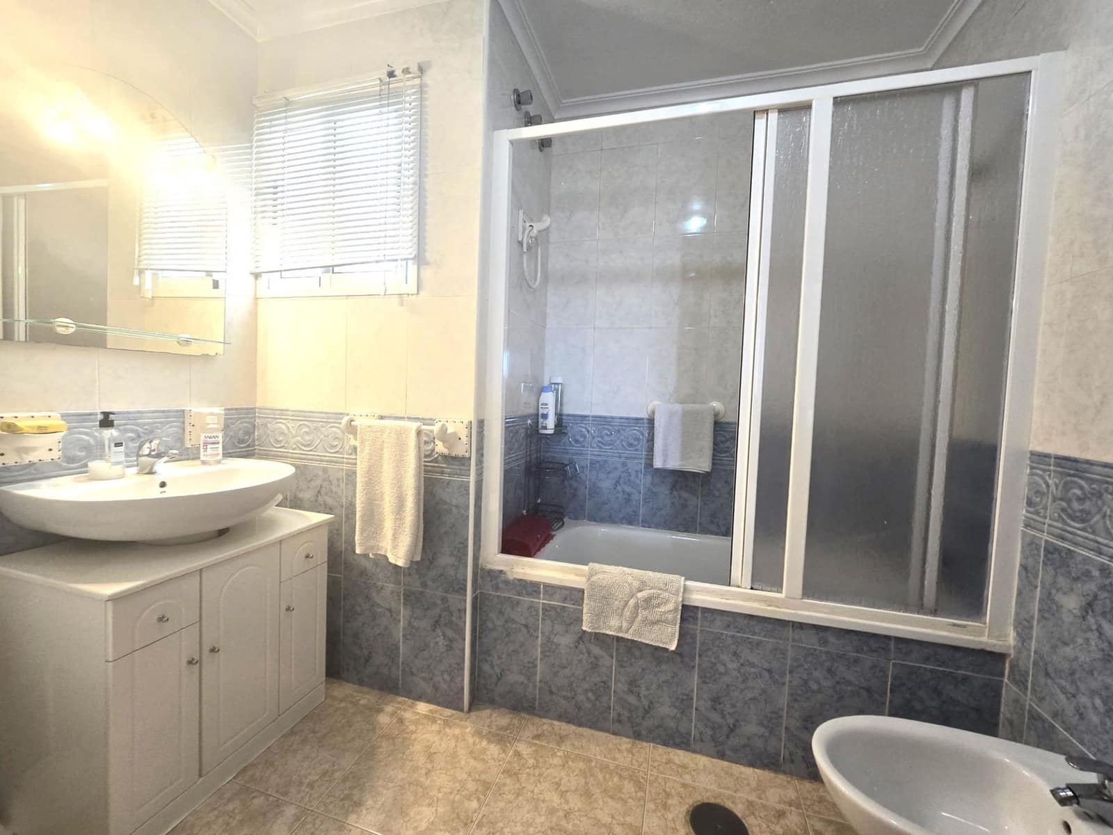 2 chambre Appartement à vendre à Torrevieja avec piscine - 145 000 € (Ref: 9962945)