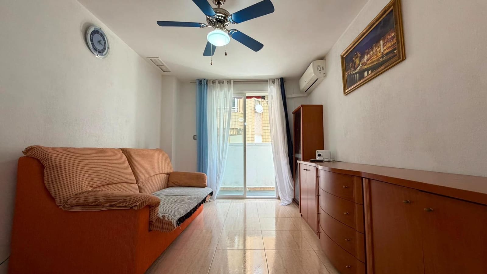 2 sovrum Lägenhet till salu i Torrevieja - 127 000 € (Ref: 9962951)