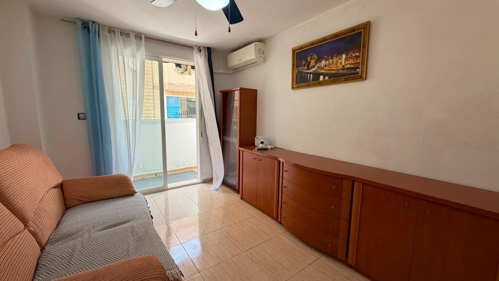 2 sovrum Lägenhet till salu i Torrevieja - 127 000 € (Ref: 9962951)
