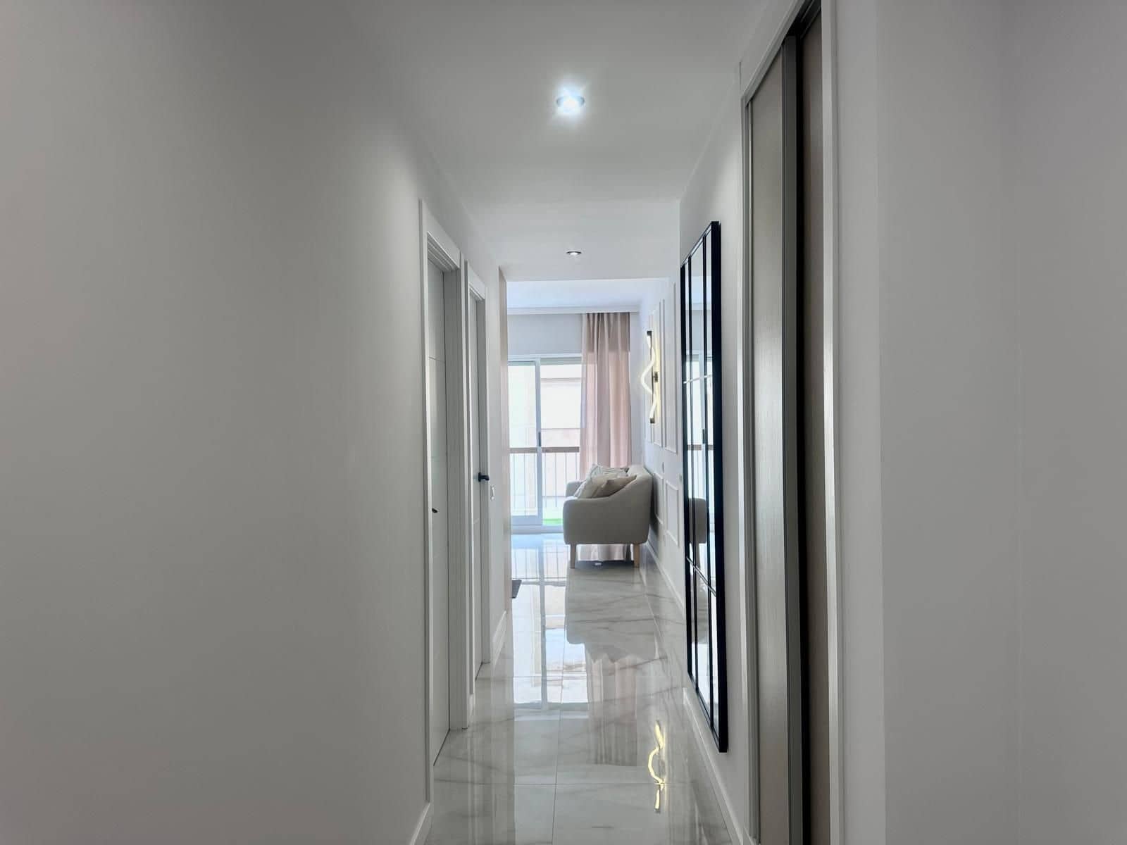 1 Zimmer Apartment zu verkaufen in Torrevieja mit Pool - 159.900 € (Ref: 9962952)