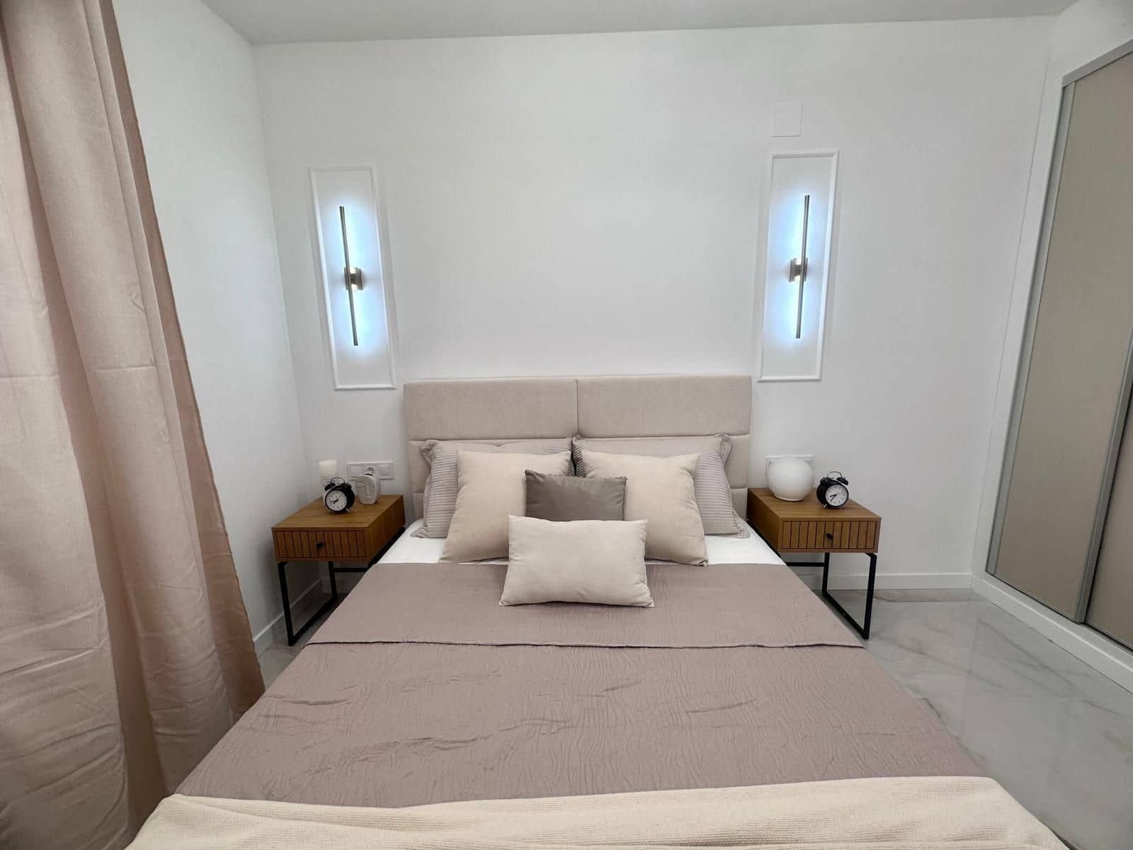 1 Zimmer Apartment zu verkaufen in Torrevieja mit Pool - 159.900 € (Ref: 9962952)