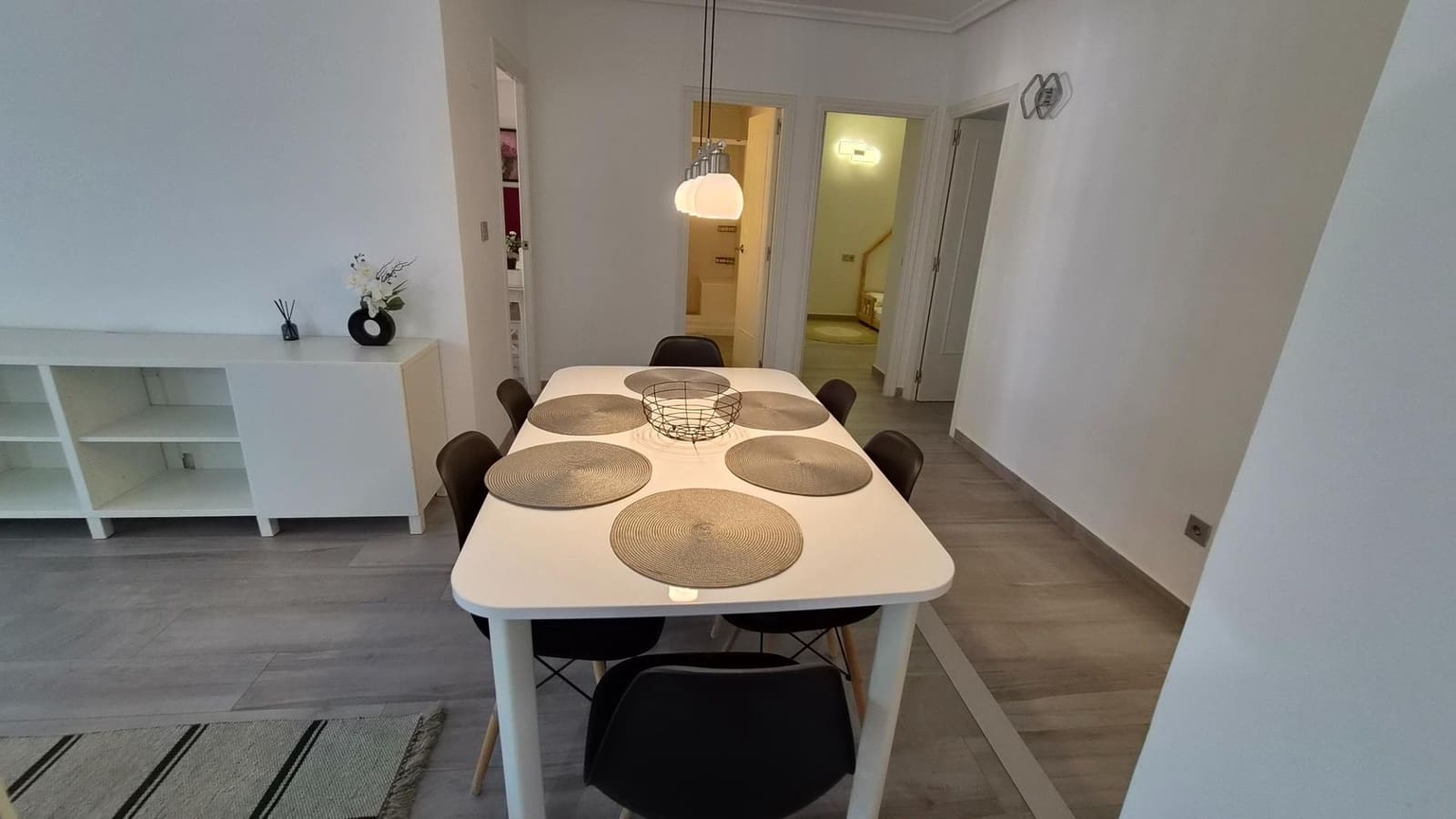 3 makuuhuone Huoneisto myytävänä paikassa Torrevieja - 365 000 € (Ref: 9962959)