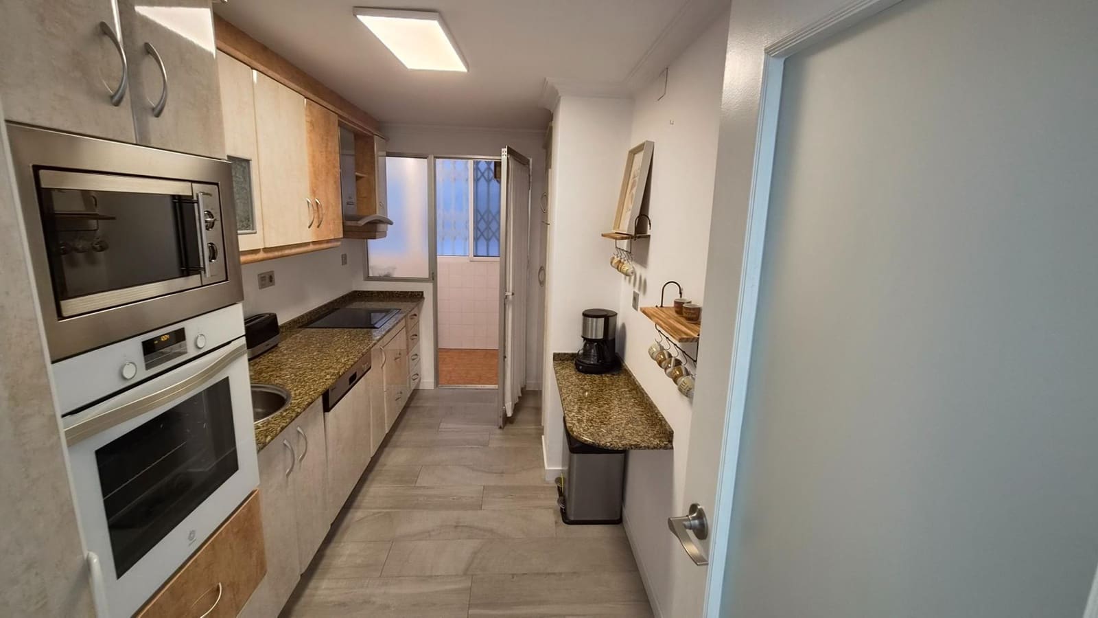 3 makuuhuone Huoneisto myytävänä paikassa Torrevieja - 365 000 € (Ref: 9962959)