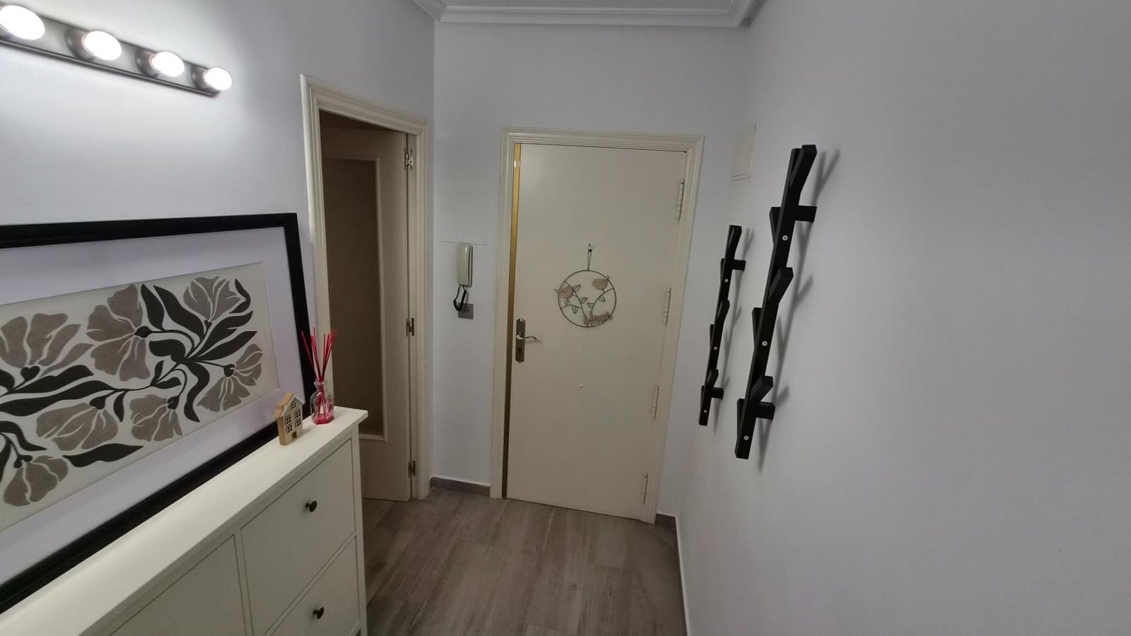 3 makuuhuone Huoneisto myytävänä paikassa Torrevieja - 365 000 € (Ref: 9962959)