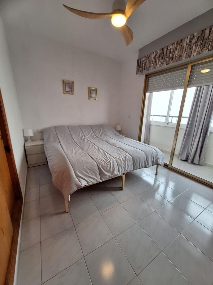 2 soverom Penthouse til salgs i Torrevieja - € 149 900 (Ref: 9962961)