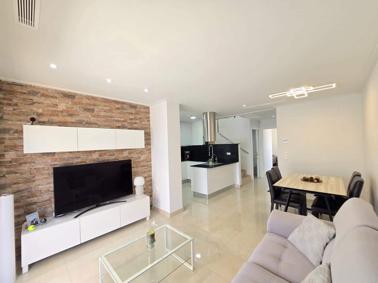 3 chambre Villa/Maison à vendre à Rojales avec piscine - 395 000 € (Ref: 9962976)