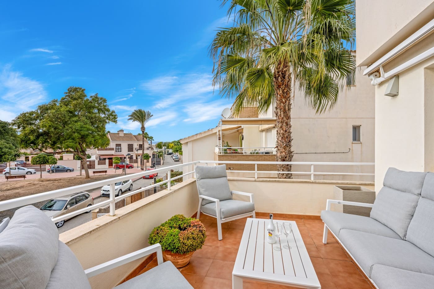 3 soverom Leilighet til salgs i San Cayetano - € 155 000 (Ref: 9962979)