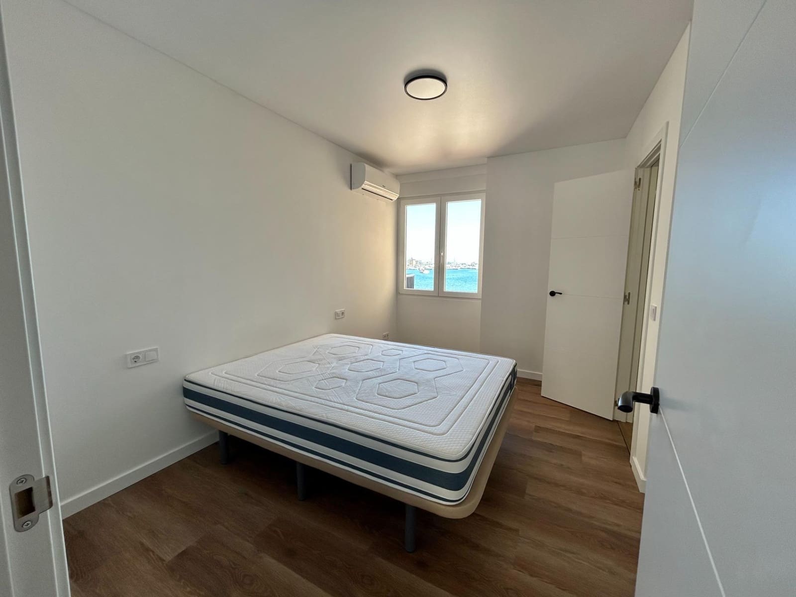 2 soverom Leilighet til salgs i Torrevieja - € 251 900 (Ref: 9962991)