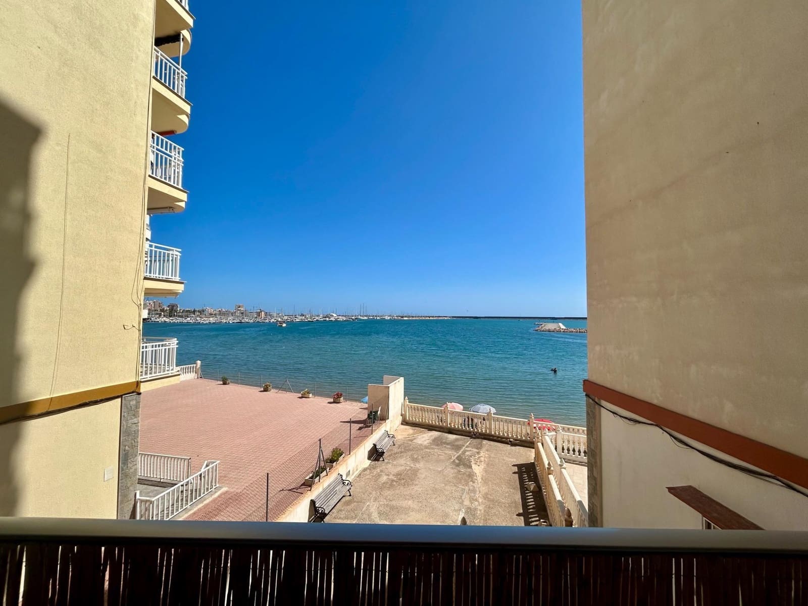 2 soverom Leilighet til salgs i Torrevieja - € 251 900 (Ref: 9962991)